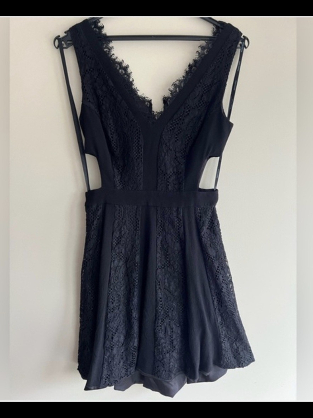 50%off🎊Marciano cotton blend cut-out lace mini dress